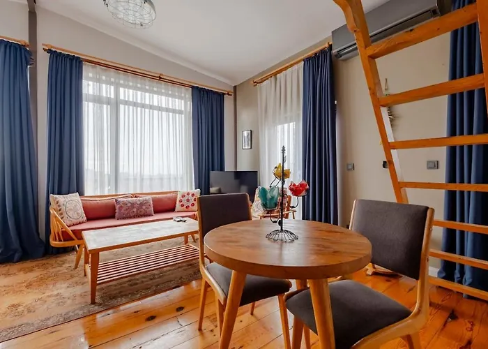 High Ceiling With Large Balcony *