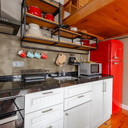 Appartement High Ceiling With Large Balcony